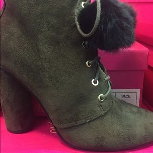 Catherine Malandrino style boot